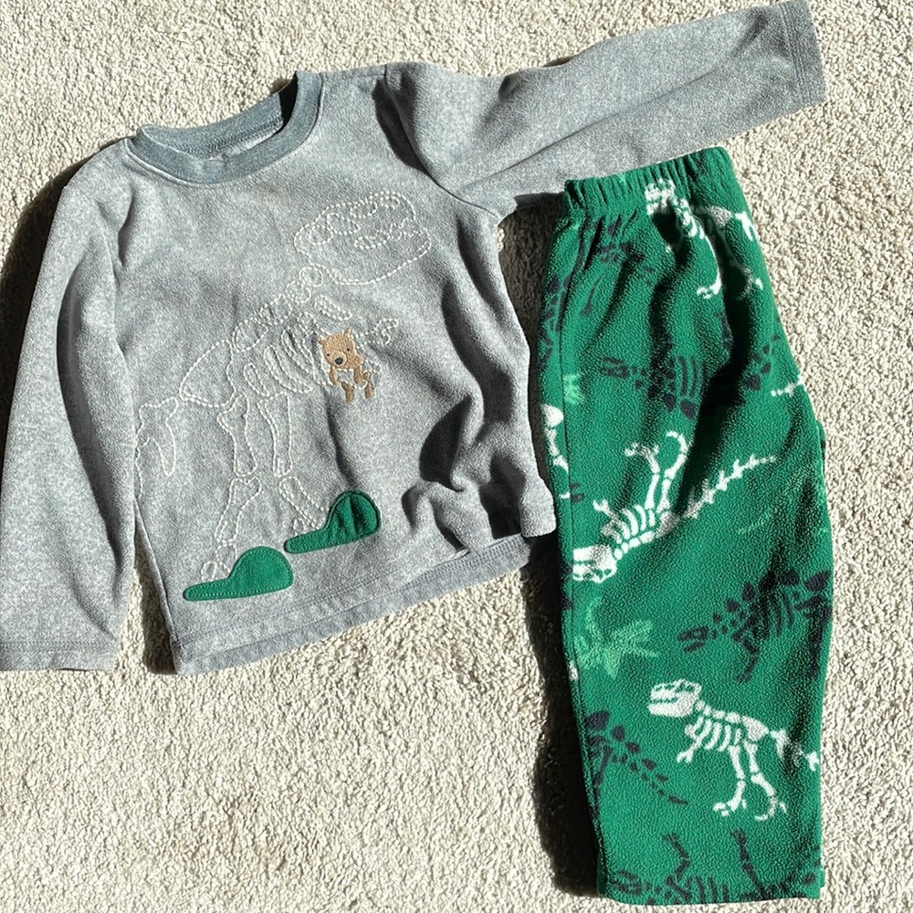 Toddler Dino pajamas 🦕
